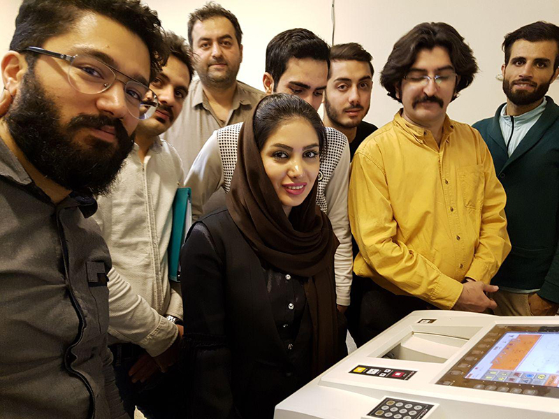 برگزاری دوره مقدماتی عینک سازی جهاد دانشگاهی صنعتی شریف